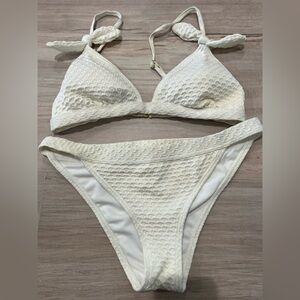 Xhilaration White Textured Bikini Set Size M